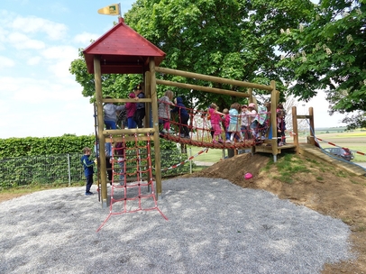 Außenspielbereich Kindergarten Zipplingen