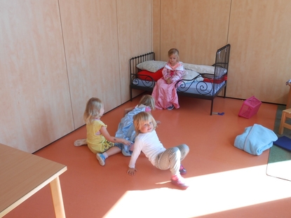 Kinder beim spielen